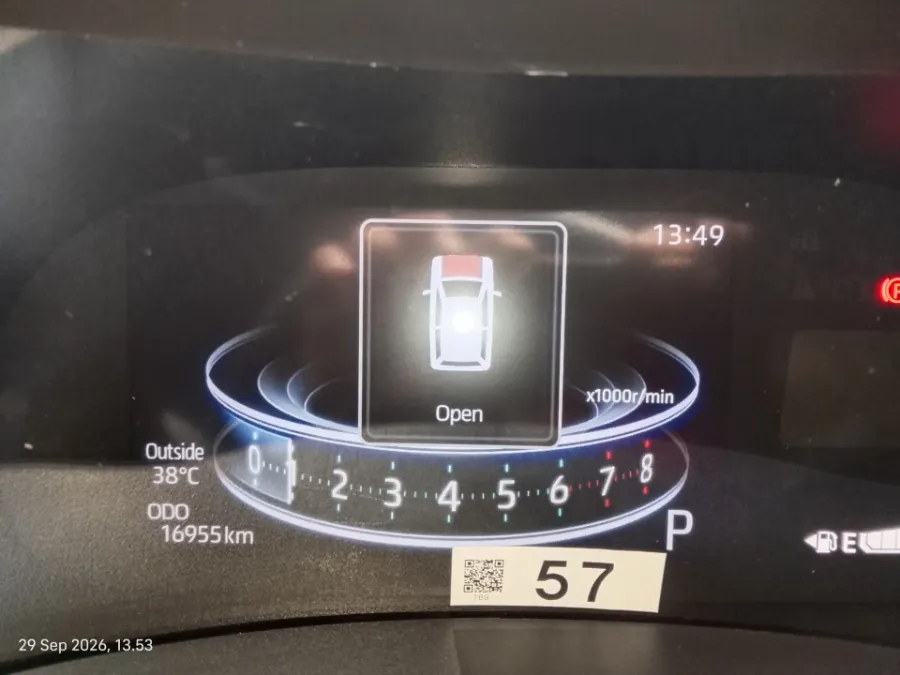 Foto Mobil Bekas Odometer Toyota Raize 1.0 GR Sport TSS tahun 2024