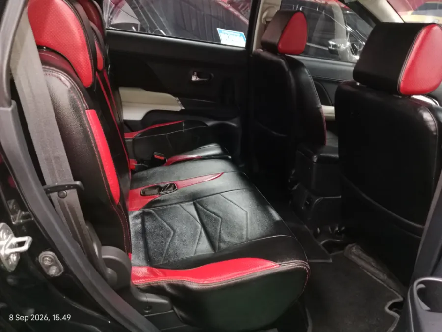Foto Mobil Bekas Kabin Belakang Toyota Rush 1.5 tahun 2019