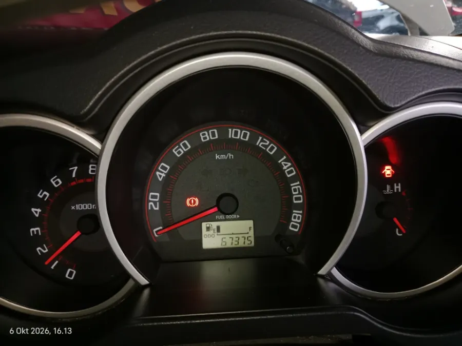 Foto Mobil Bekas Odometer Toyota Rush 1.5 G tahun 2017