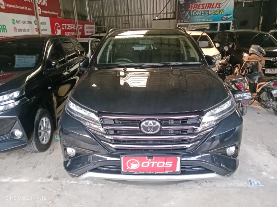 Foto Mobil Bekas Tampak Depan Toyota Rush 1.5 G tahun 2018