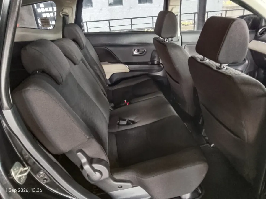 Foto Mobil Bekas Kabin Belakang Toyota Rush 1.5 G tahun 2022