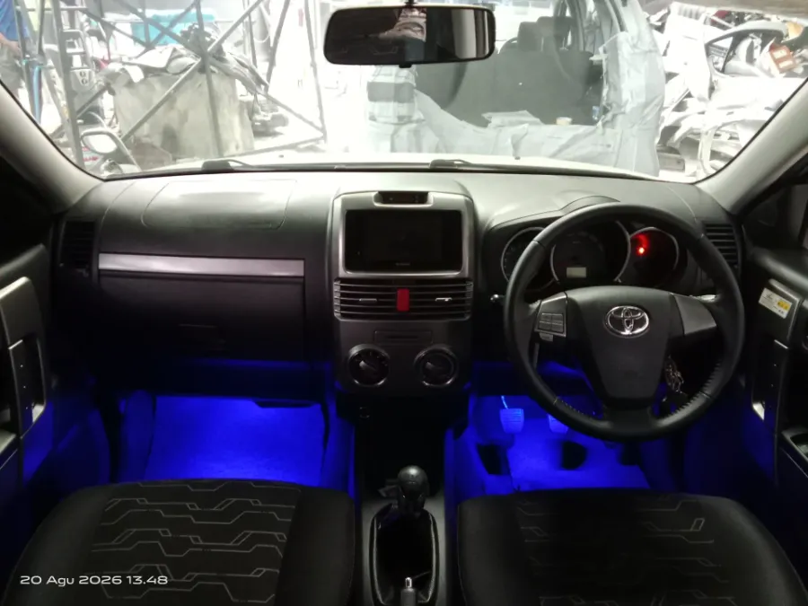 Foto Mobil Bekas Dashboard Toyota Rush 1.5 S tahun 2017