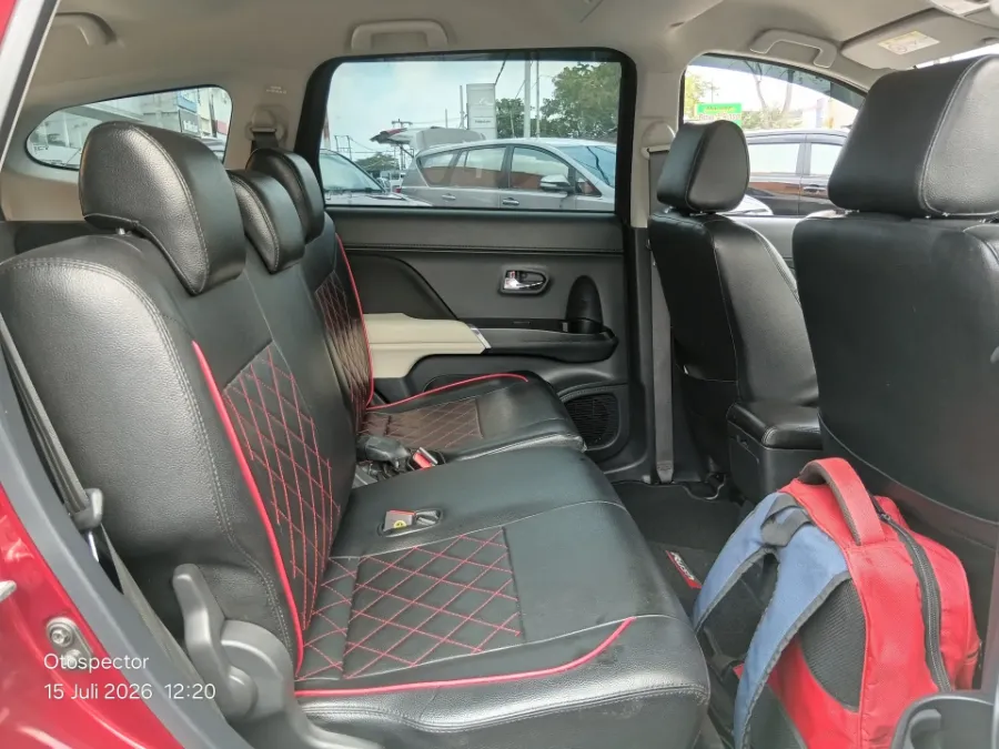 Foto Mobil Bekas Kabin Belakang Toyota Rush 1.5 S tahun 2019