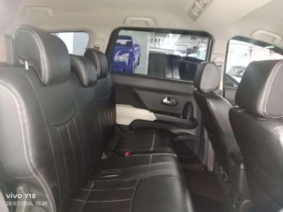 Foto Mobil Bekas Kabin Belakang Toyota Rush 1.5 S tahun 2019