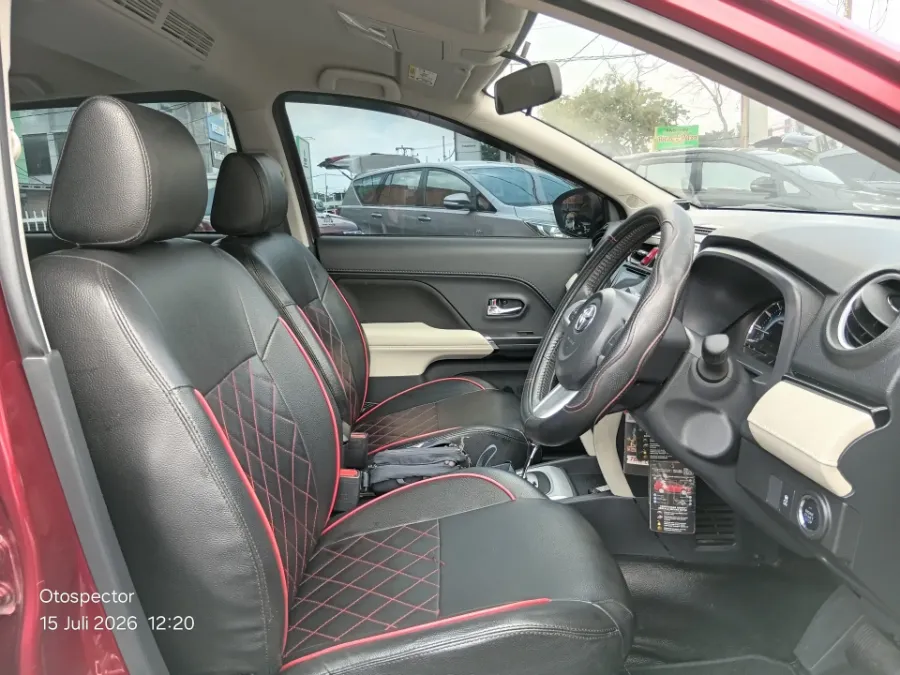 Foto Mobil Bekas Kabin Depan Toyota Rush 1.5 S tahun 2019
