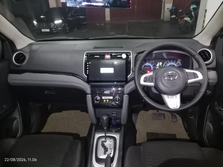 Foto Mobil Bekas Dashboard Toyota Rush 1.5 S tahun 2020