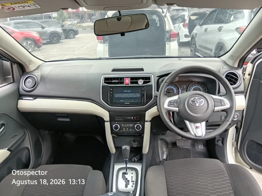 Foto Mobil Bekas Dashboard Toyota Rush 1.5 S tahun 2021