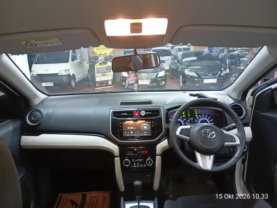 Foto Mobil Bekas Dashboard Toyota Rush 1.5 S tahun 2021