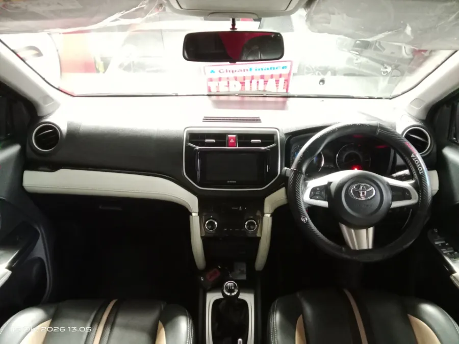 Foto Mobil Bekas Dashboard Toyota Rush 1.5 S tahun 2021