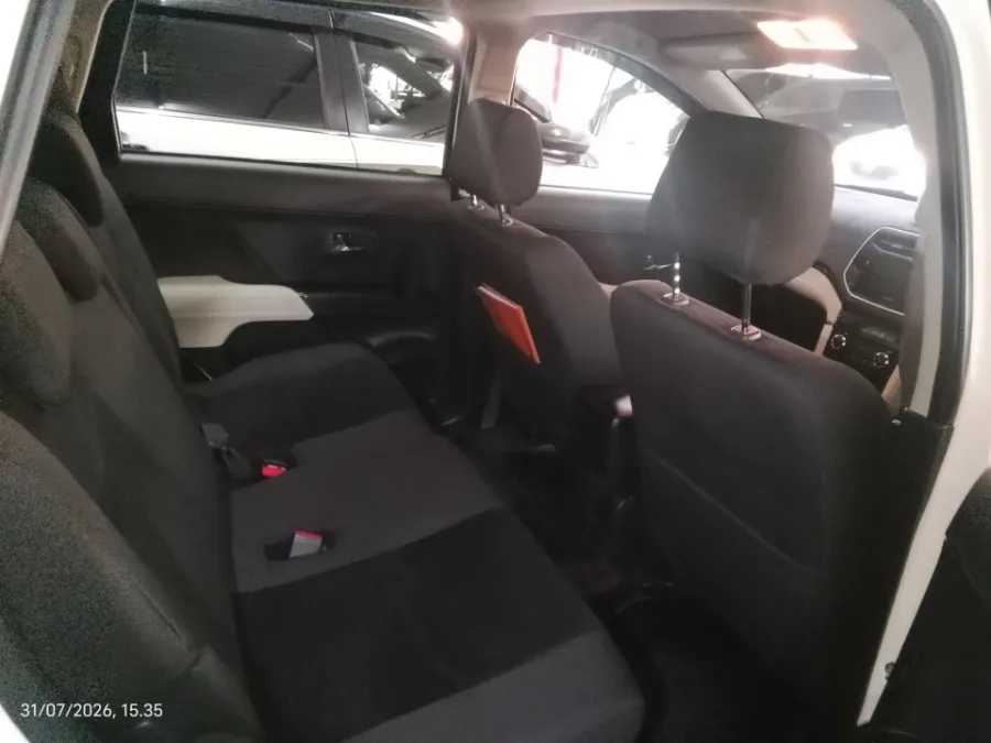 Foto Mobil Bekas Kabin Belakang Toyota Rush 1.5 S tahun 2022