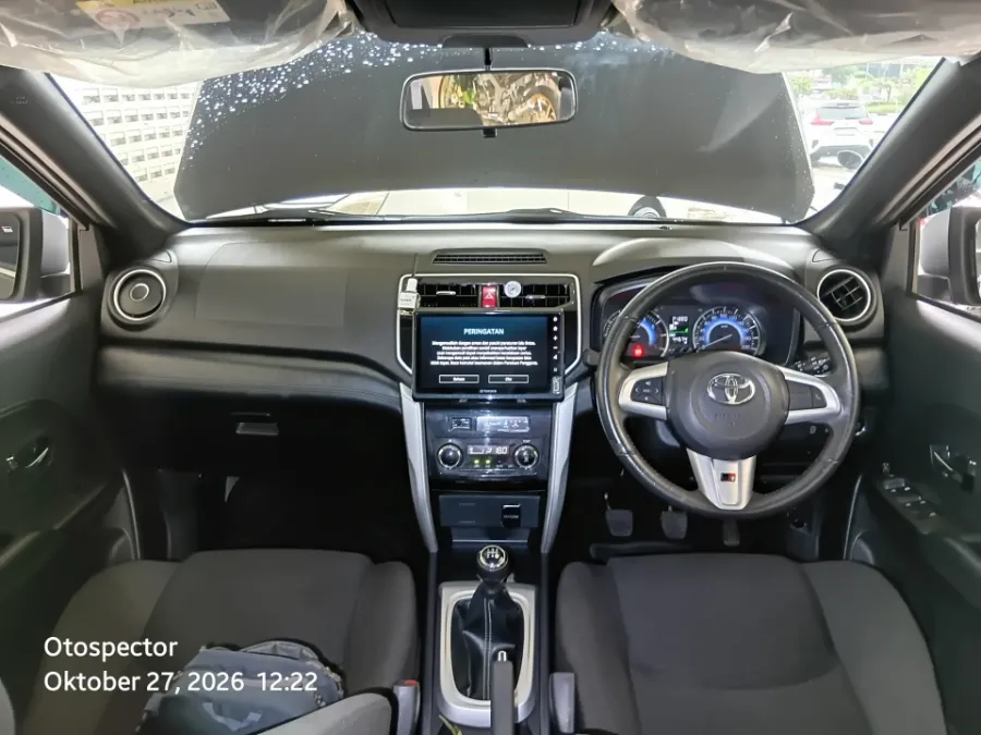 Foto Mobil Bekas Dashboard Toyota Rush 1.5 S tahun 2024