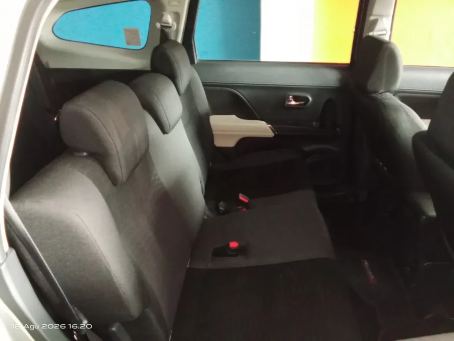 Foto Mobil Bekas Kabin Belakang Toyota Rush 1.5 TRD Sportivo tahun 2018