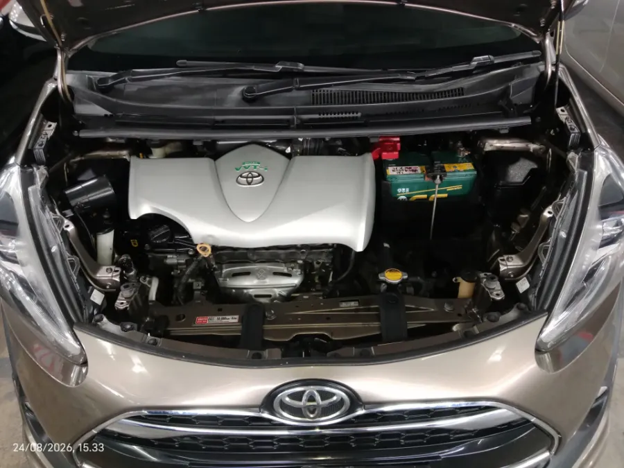 Foto Mobil Bekas Mesin Toyota Sienta 1.5 Q tahun 2016
