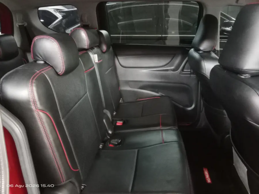 Foto Mobil Bekas Kabin Belakang Toyota Sienta 1.5 Q tahun 2017