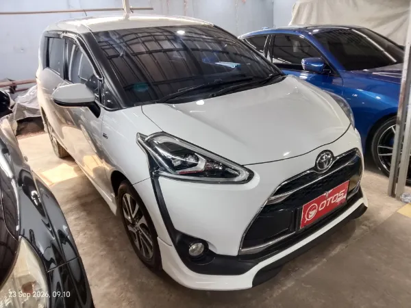 2017 Toyota Sienta 1.5 Q