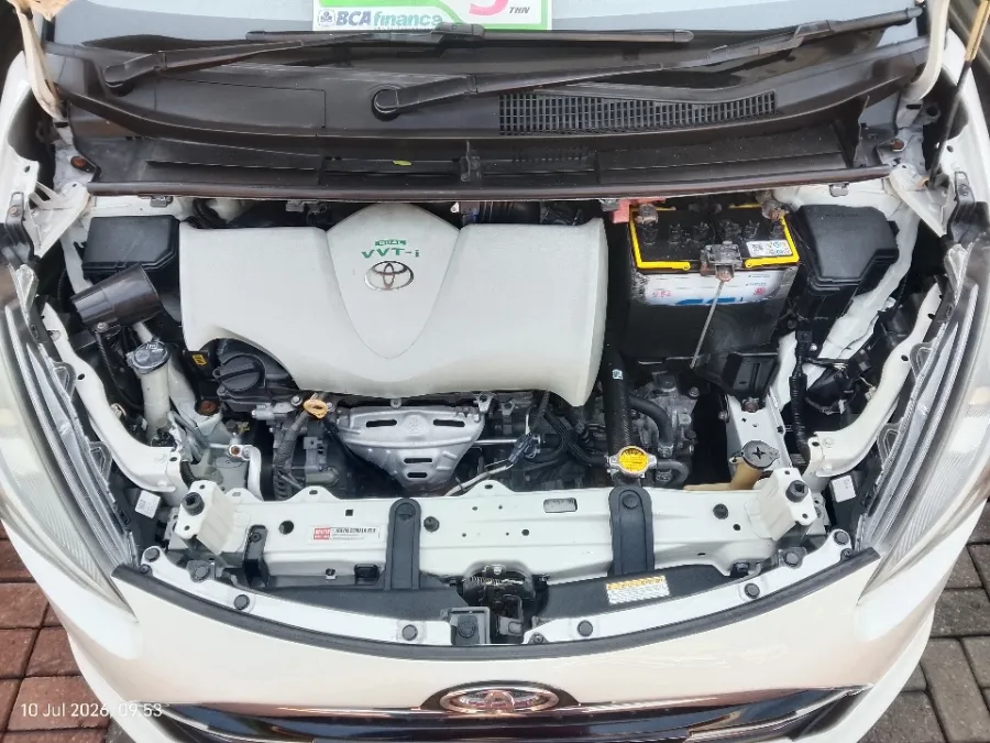 Foto Mobil Bekas Mesin Toyota Sienta 1.5 Q tahun 2017
