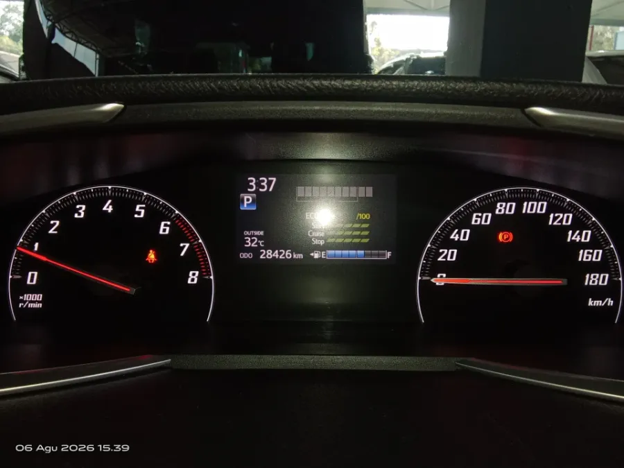 Foto Mobil Bekas Odometer Toyota Sienta 1.5 Q tahun 2017