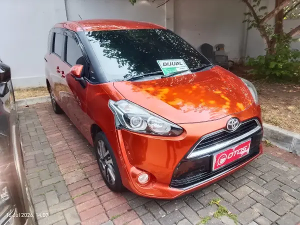 2017 Toyota Sienta 1.5 V - Foto 1 dari 6