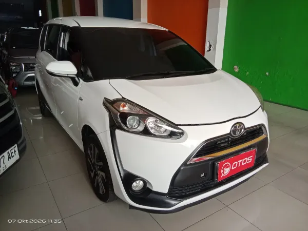 2017 Toyota Sienta 1.5 V
