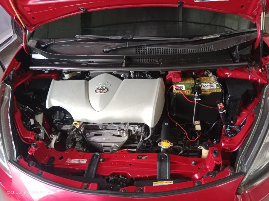 Foto Mobil Bekas Mesin Toyota Sienta 1.5 V tahun 2017