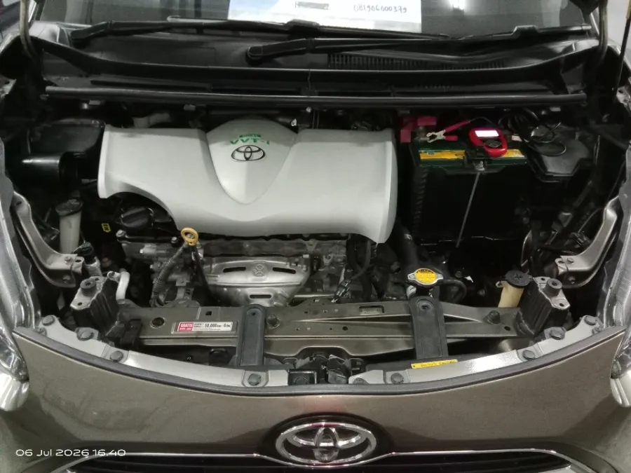 Foto Mobil Bekas Mesin Toyota Sienta 1.5 V tahun 2017