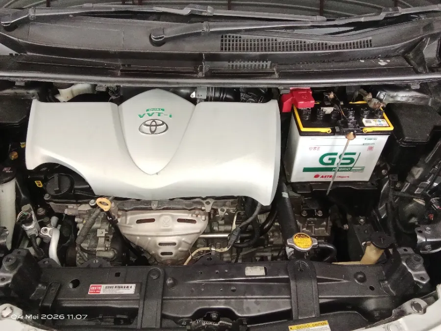 Foto Mobil Bekas Mesin Toyota Sienta 1.5 V tahun 2017