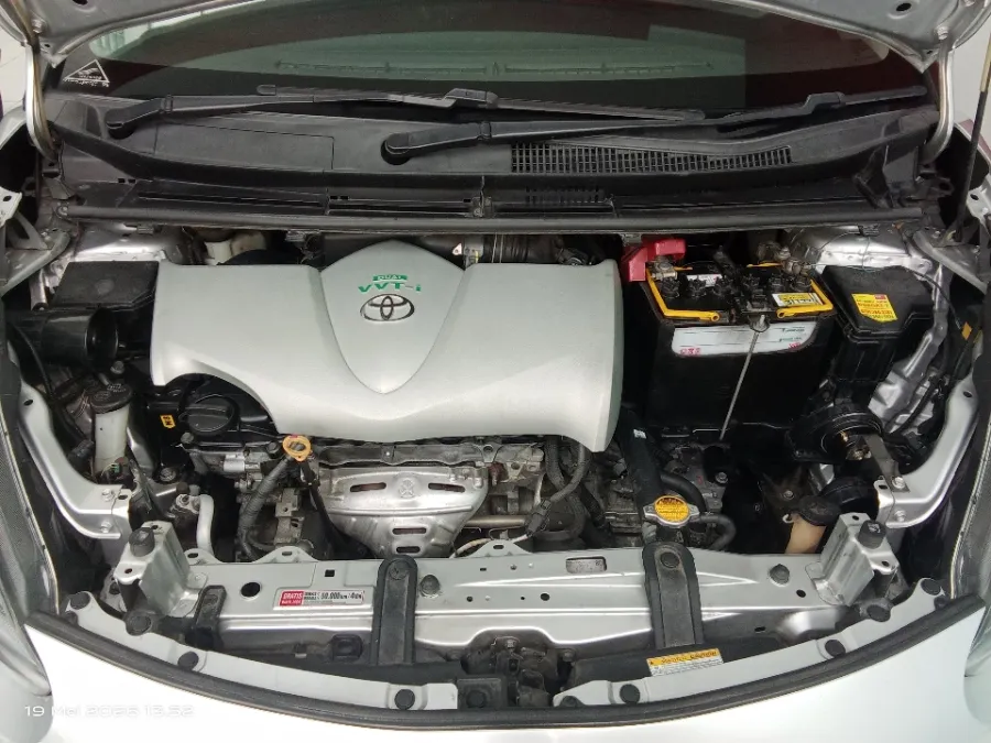 Foto Mobil Bekas Mesin Toyota Sienta 1.5 V tahun 2017