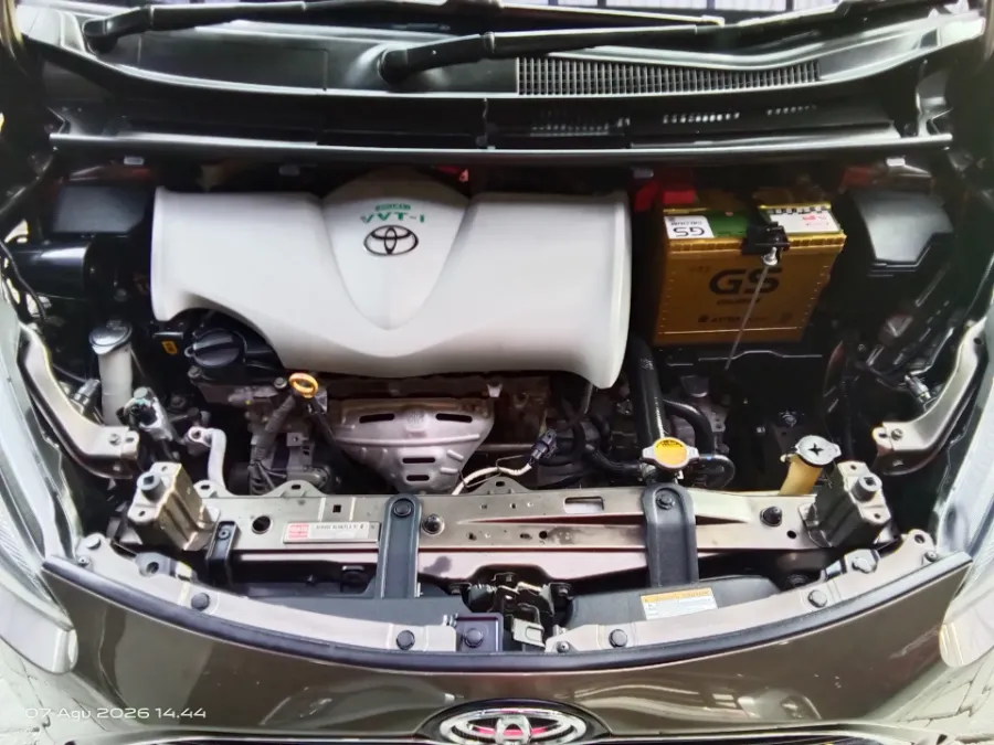 Foto Mobil Bekas Mesin Toyota Sienta 1.5 V tahun 2017