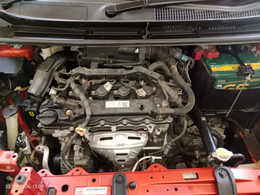 Foto Mobil Bekas Mesin Toyota Sienta 1.5 V tahun 2017