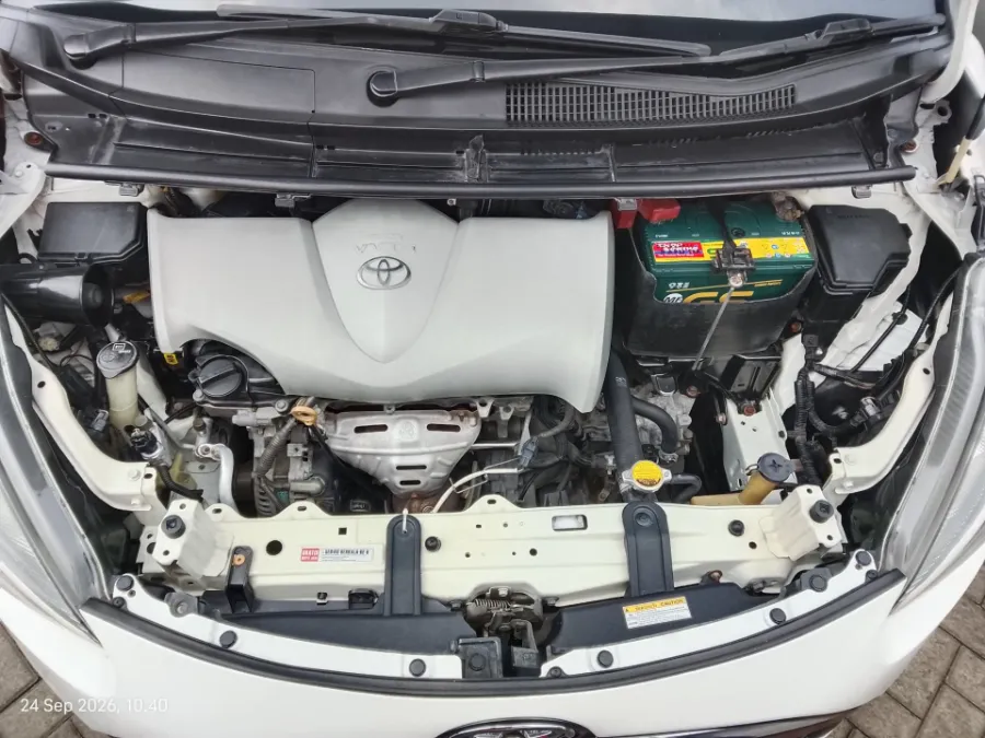 Foto Mobil Bekas Mesin Toyota Sienta 1.5 V tahun 2017