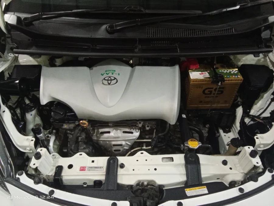 Foto Mobil Bekas Mesin Toyota Sienta 1.5 V tahun 2018