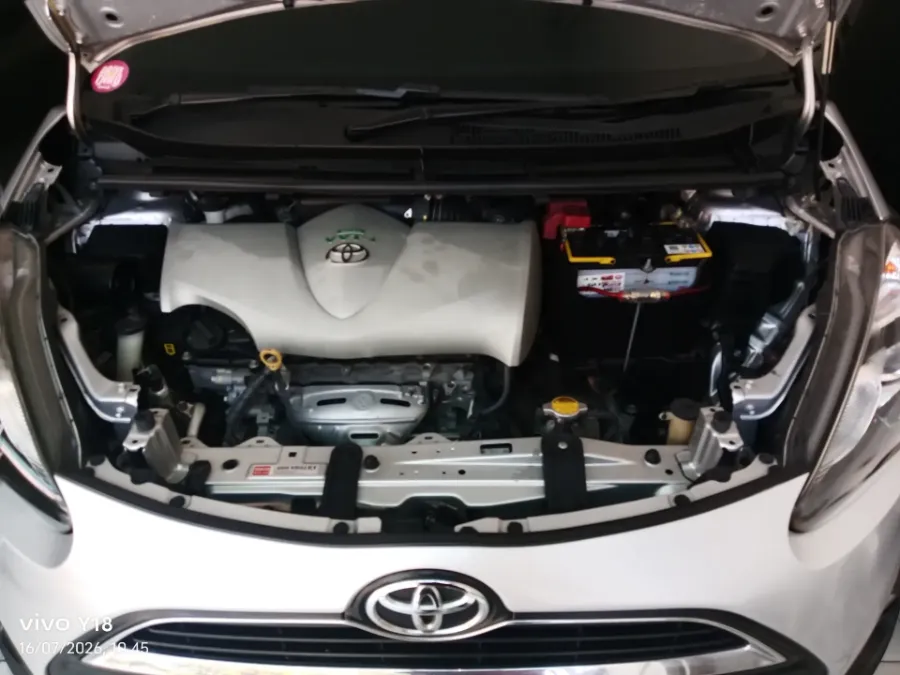Foto Mobil Bekas Mesin Toyota Sienta 1.5 V tahun 2018