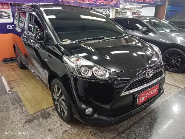 2019 Toyota Sienta 1.5 V