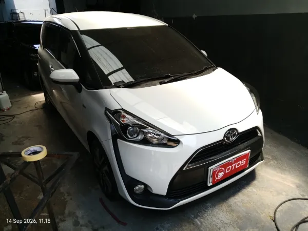 2019 Toyota Sienta 1.5 V