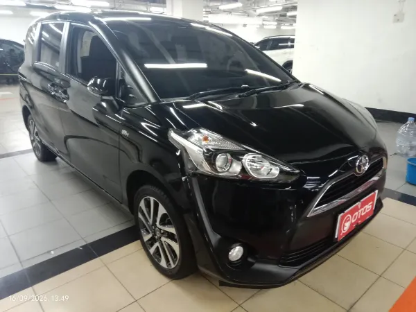2019 Toyota Sienta 1.5 V