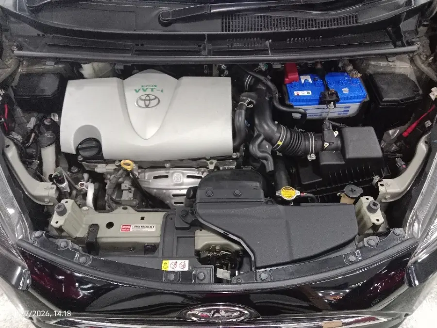 Foto Mobil Bekas Mesin Toyota Sienta 1.5 V tahun 2019