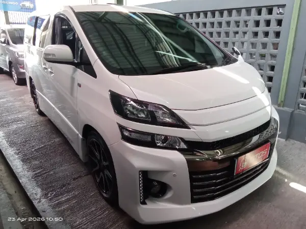 2013 Toyota Vellfire 2.4 Z