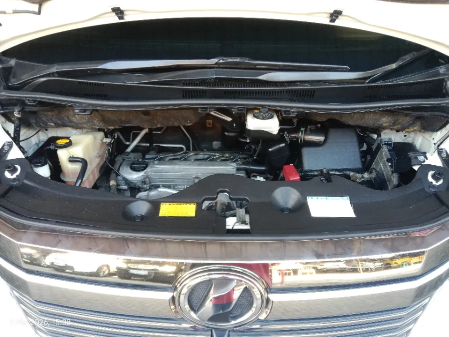 Foto Mobil Bekas Mesin Toyota Vellfire 2.4 Z tahun 2013