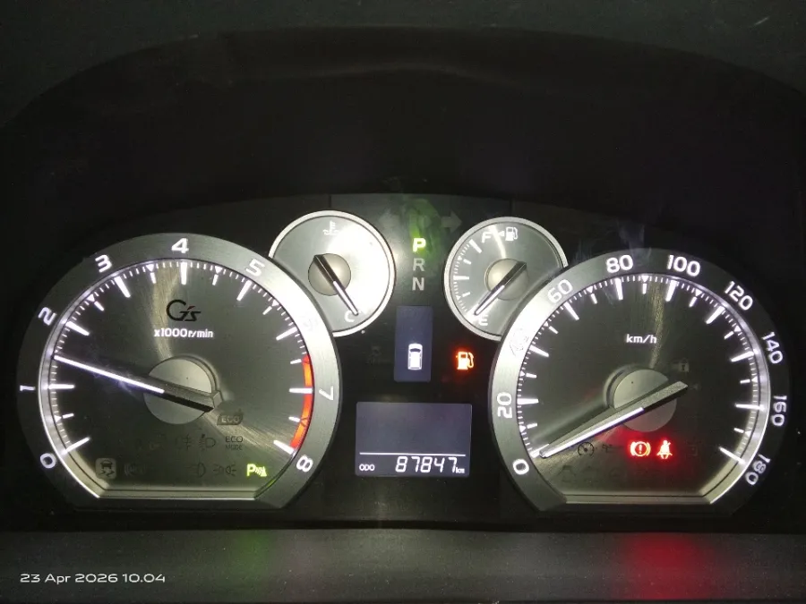 Foto Mobil Bekas Odometer Toyota Vellfire 2.4 Z tahun 2013