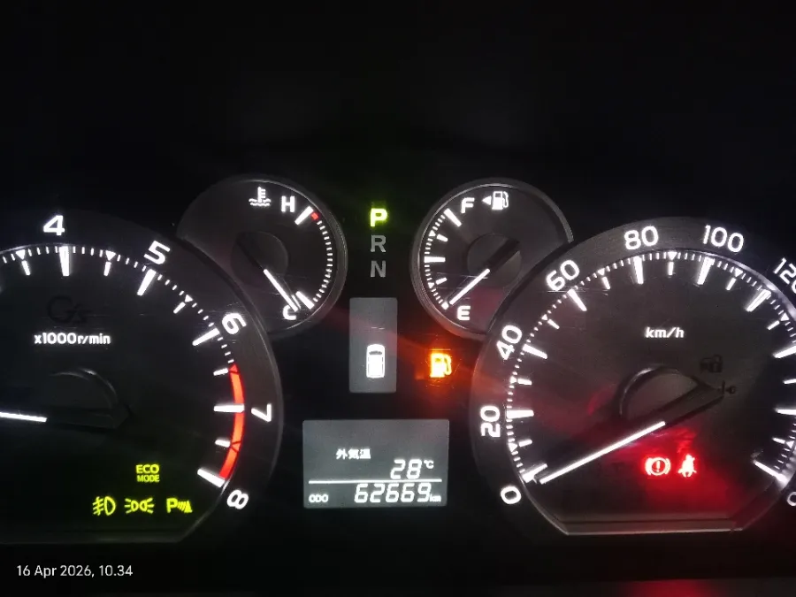 Foto Mobil Bekas Odometer Toyota Vellfire 2.4 Z tahun 2014