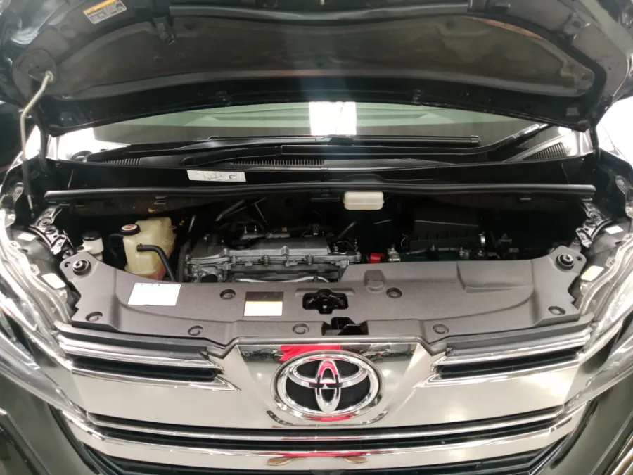 Foto Mobil Bekas Mesin Toyota Vellfire 2.5 G tahun 2017