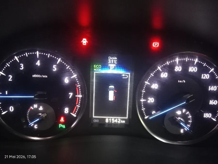 Foto Mobil Bekas Odometer Toyota Vellfire 2.5 G tahun 2017