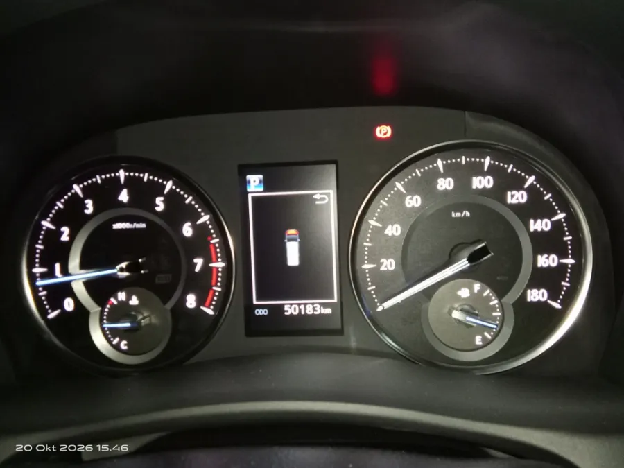 Foto Mobil Bekas Odometer Toyota Vellfire 2.5 G tahun 2020