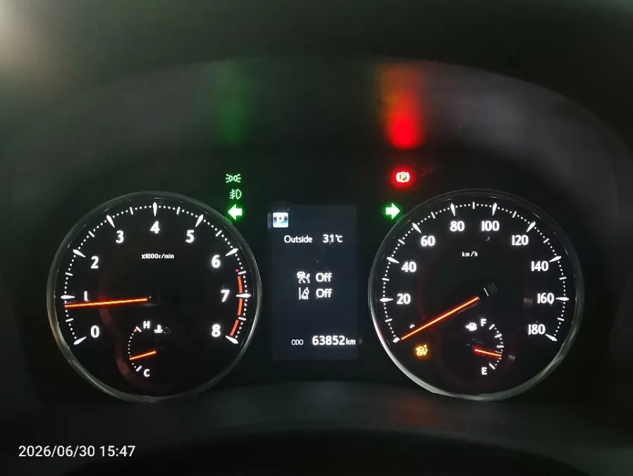 Foto Mobil Bekas Odometer Toyota Vellfire 2.5 G tahun 2022