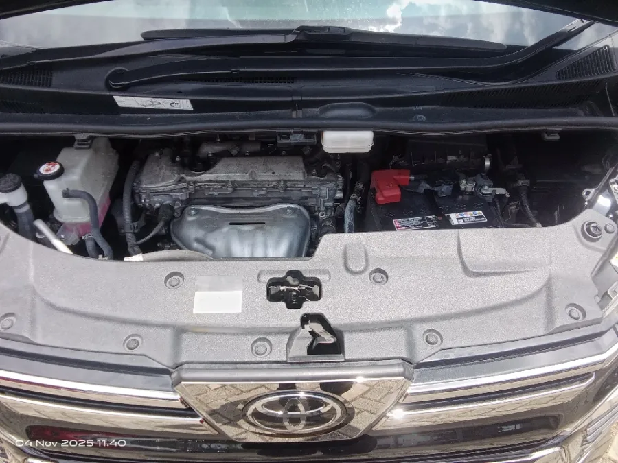 Foto Mobil Bekas Mesin Toyota Vellfire 2.5 G tahun 2023