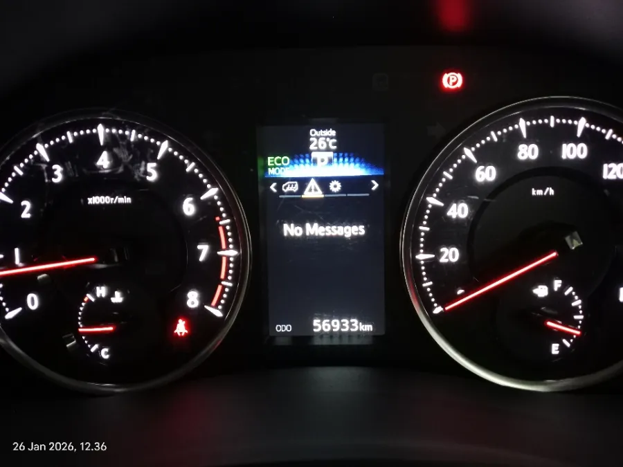 Foto Mobil Bekas Odometer Toyota Vellfire 2.5 ZG tahun 2016