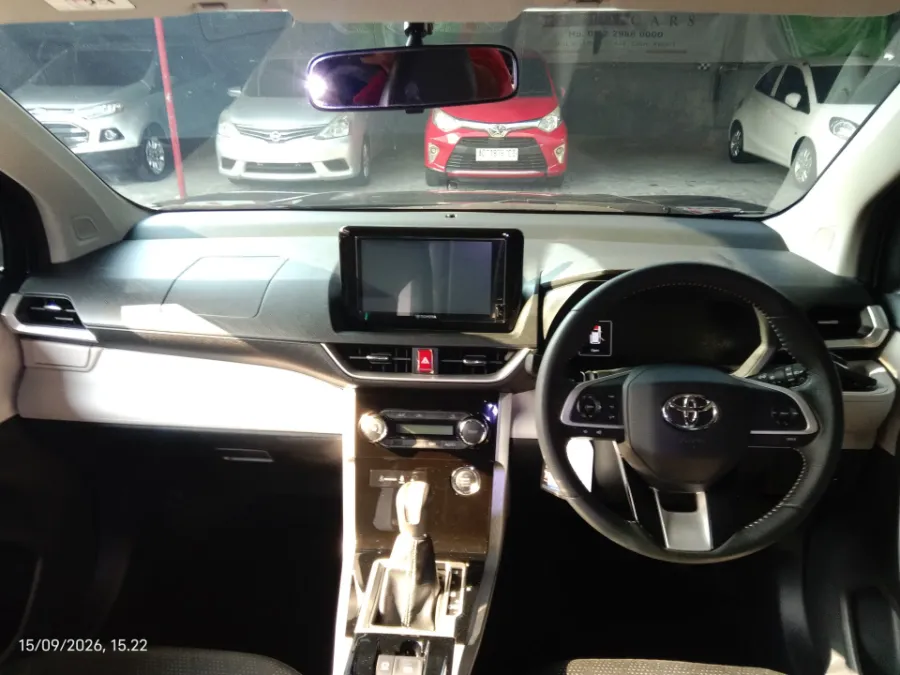 Foto Mobil Bekas Dashboard Toyota Veloz 1.5 Q tahun 2021