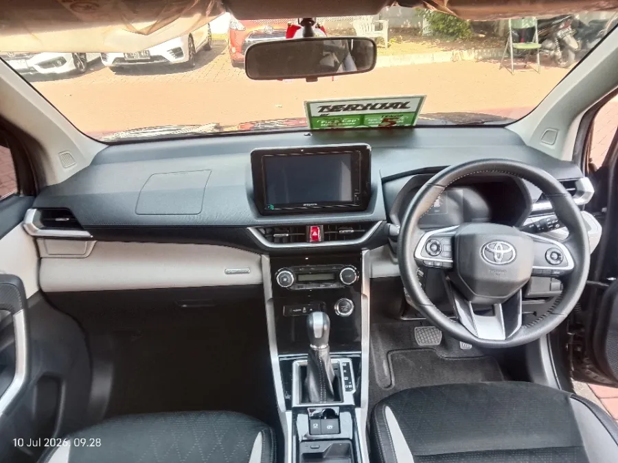 Foto Mobil Bekas Dashboard Toyota Veloz 1.5 Q tahun 2022