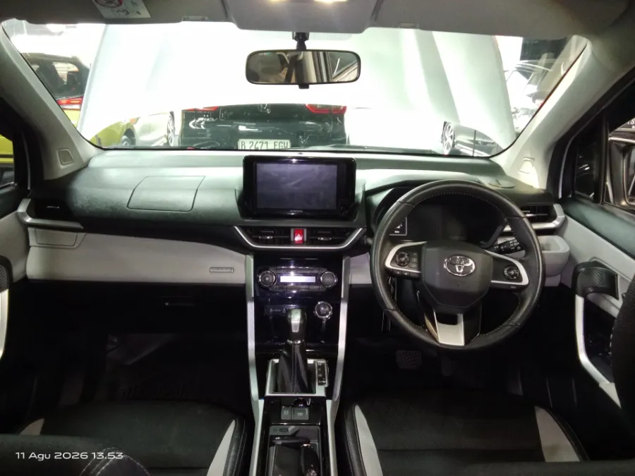 Foto Mobil Bekas Dashboard Toyota Veloz 1.5 Q tahun 2022
