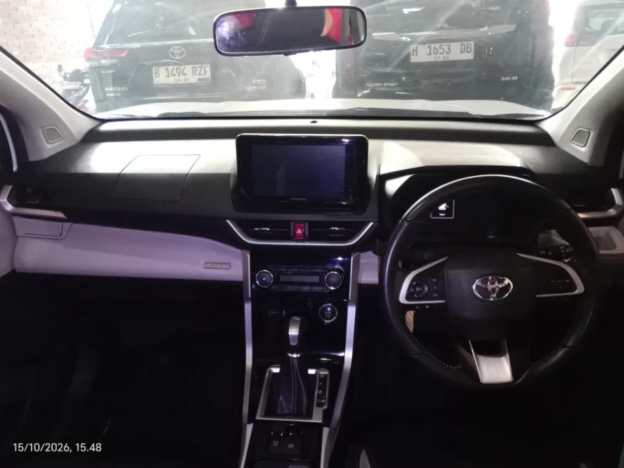 Foto Mobil Bekas Dashboard Toyota Veloz 1.5 Q tahun 2022